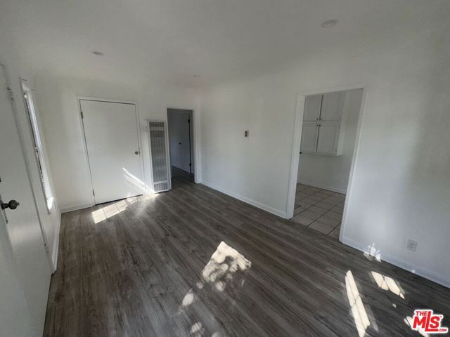 6215 Crenshaw Boulevard, Los Angeles, CA 90043