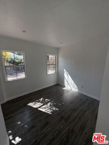 6215 Crenshaw Boulevard, Los Angeles, CA 90043