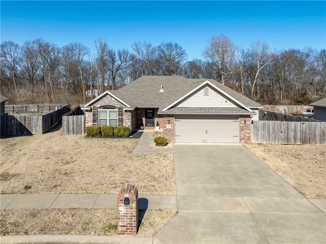 880 Carroll Drive, Prairie Grove, AR 72753