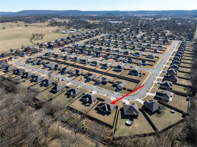 880 Carroll Drive, Prairie Grove, AR 72753