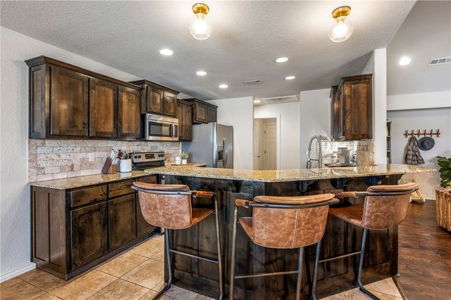 880 Carroll Drive, Prairie Grove, AR 72753