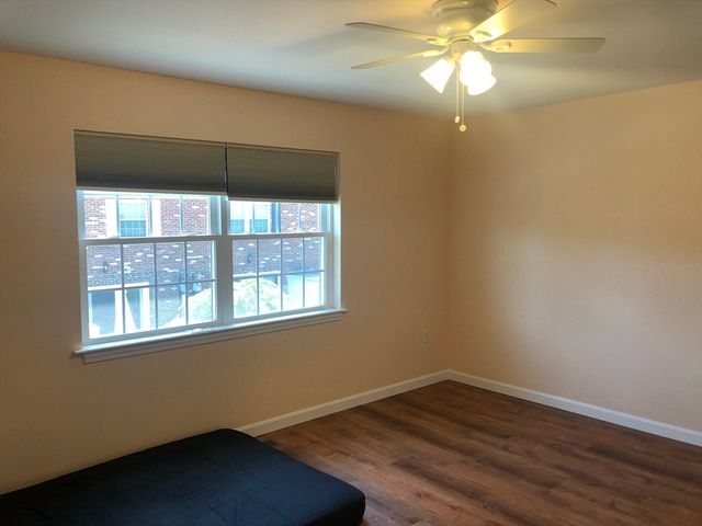 1709 Windsor Drive 1709, Framingham, MA 01701