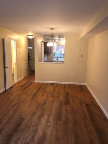 1709 Windsor Drive 1709, Framingham, MA 01701