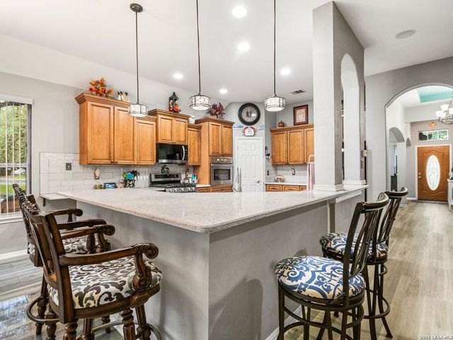 9803 Selbourne Lane, San Antonio, TX 78251