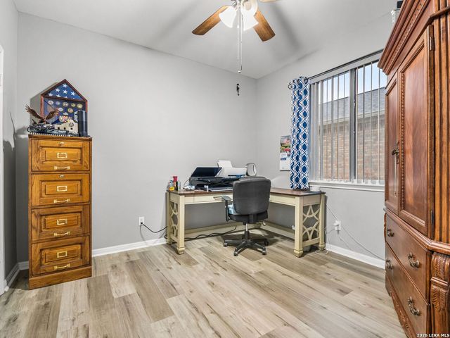 9803 Selbourne Lane, San Antonio, TX 78251