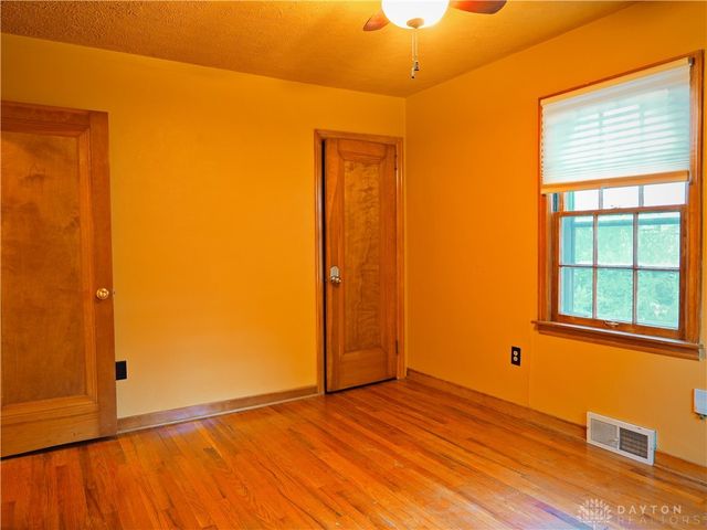 1554 Crescent Boulevard, Dayton, OH 45409