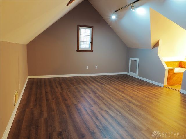 1554 Crescent Boulevard, Dayton, OH 45409