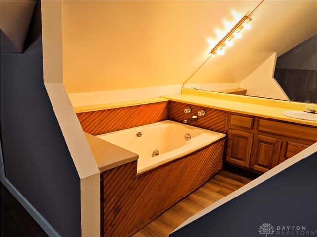 1554 Crescent Boulevard, Dayton, OH 45409