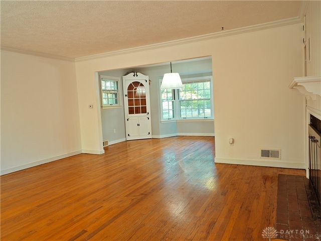 1554 Crescent Boulevard, Dayton, OH 45409