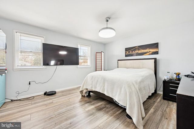 610 KENILWORTH AVE, Cherry Hill, NJ 08002