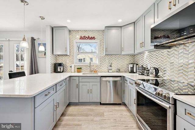 610 KENILWORTH AVE, Cherry Hill, NJ 08002