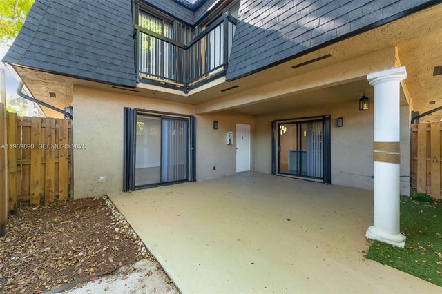 14210 SW 94th Cir Ln 104-35, Miami, FL 33186