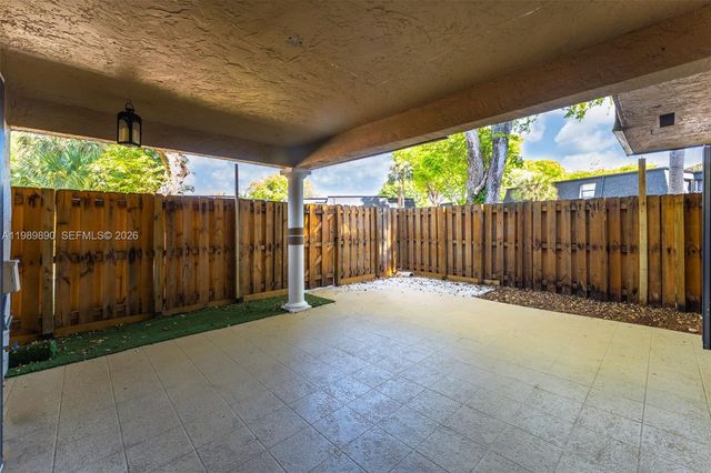 14210 SW 94th Cir Ln 104-35, Miami, FL 33186