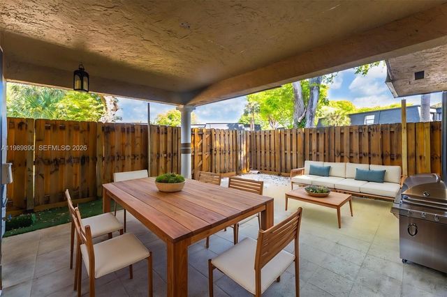 14210 SW 94th Cir Ln 104-35, Miami, FL 33186