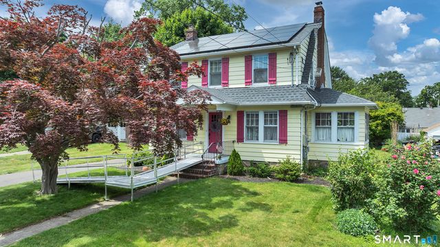 50 Vine Street, Stratford, CT 06614