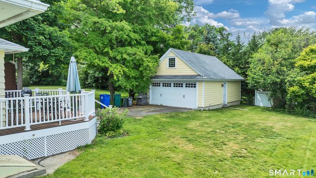 50 Vine Street, Stratford, CT 06614