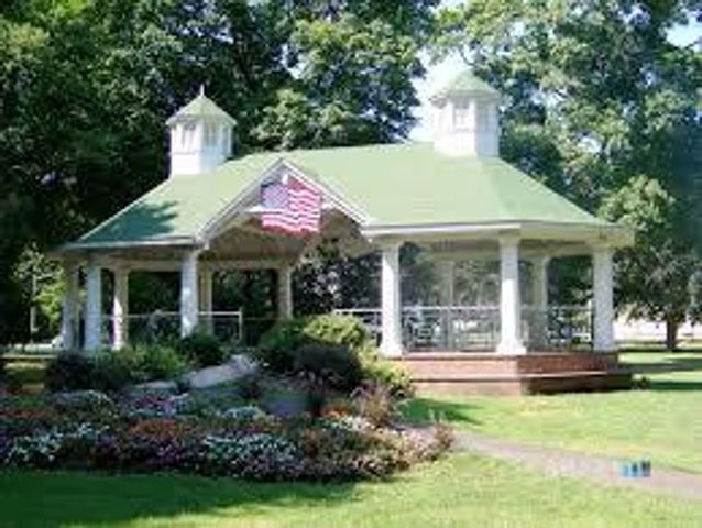 50 Vine Street, Stratford, CT 06614