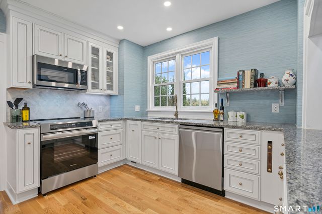 50 Vine Street, Stratford, CT 06614