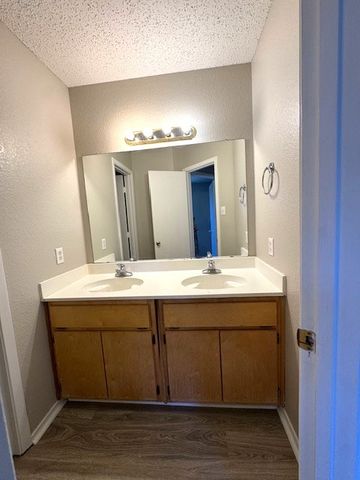 2225 Pebble Beach Dr, Ingleside, TX 78362