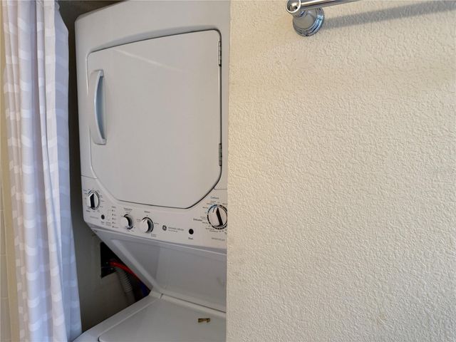 5697 ASHTON LAKE DRIVE 6, Sarasota, FL 34231