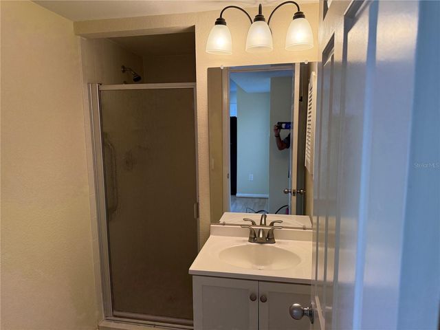 5697 ASHTON LAKE DRIVE 6, Sarasota, FL 34231