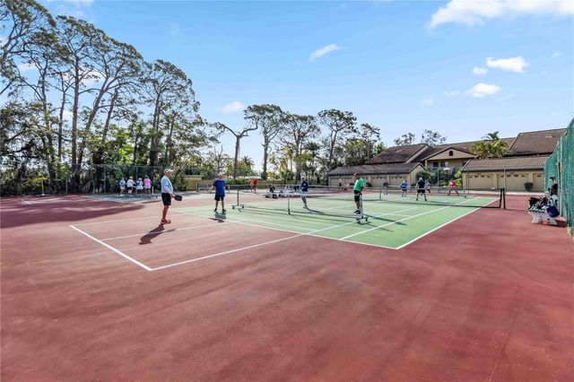 5697 ASHTON LAKE DRIVE 6, Sarasota, FL 34231