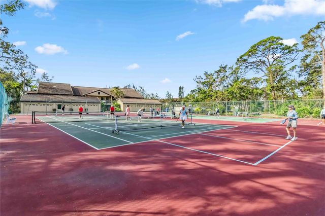 5697 ASHTON LAKE DRIVE 6, Sarasota, FL 34231