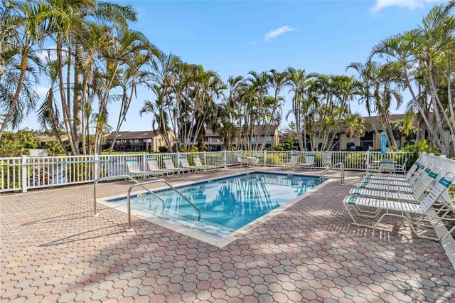 5697 ASHTON LAKE DRIVE 6, Sarasota, FL 34231