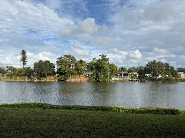 5697 ASHTON LAKE DRIVE 6, Sarasota, FL 34231