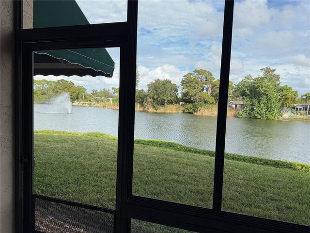 5697 ASHTON LAKE DRIVE 6, Sarasota, FL 34231