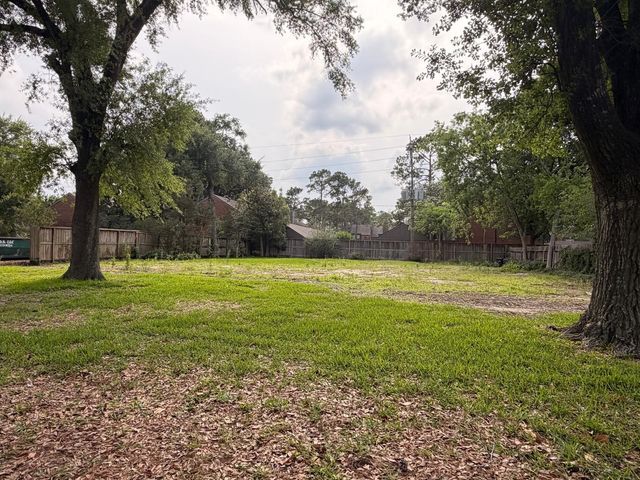 802 Chimney Rock Road, Houston, TX 77056