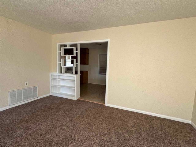 1605 NW Williams Ave, Lawton, OK 73507