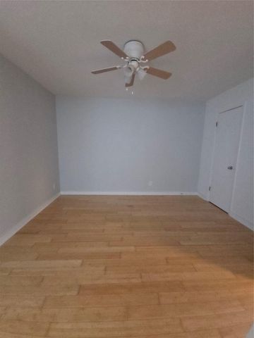 2303 E Side DR 220, Austin, TX 78704