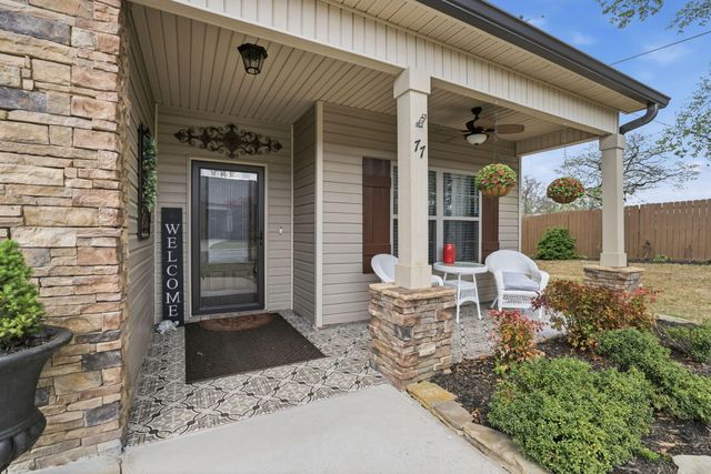77 Peachstone Lane, Rossville, GA 30741