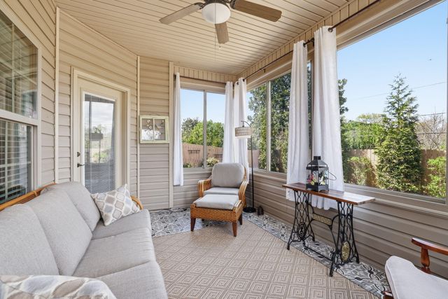 77 Peachstone Lane, Rossville, GA 30741