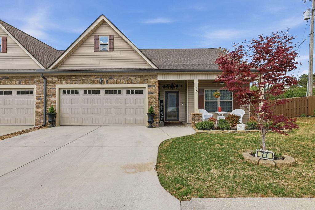 77 Peachstone Lane, Rossville, GA 30741
