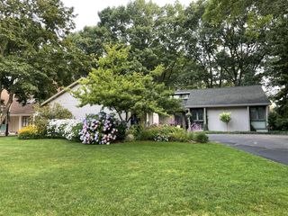 1203 Heather Drive, Holland, MI 49423