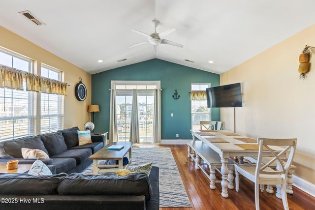 1208 Bonito Lane Unit 2, Carolina Beach, NC 28428