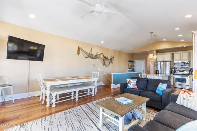 1208 Bonito Lane Unit 2, Carolina Beach, NC 28428