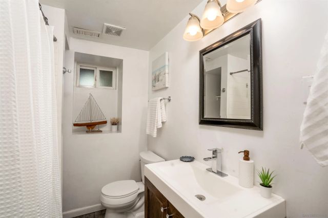 738 E 5Th Ave, Escondido, CA 92025