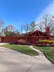 28378 Parkhill Street, Farmington Hills, MI 48334