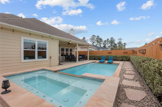 10099 Oakland Hills Drive, Cleveland, TX 77327