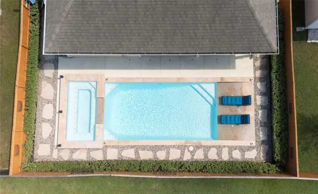 10099 Oakland Hills Drive, Cleveland, TX 77327