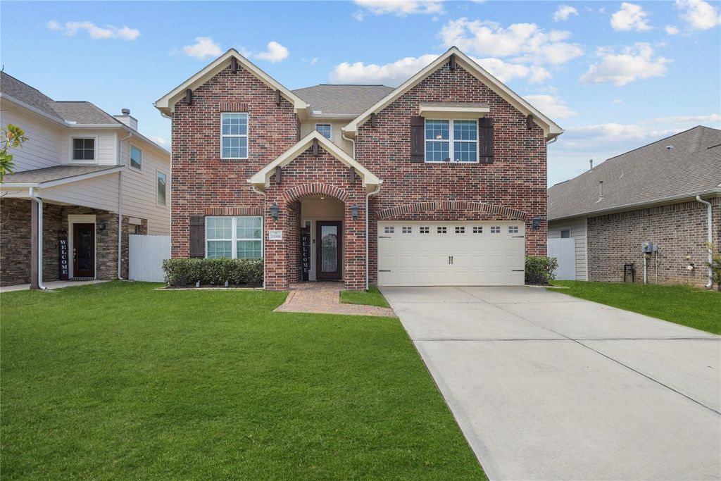 10099 Oakland Hills Drive, Cleveland, TX 77327