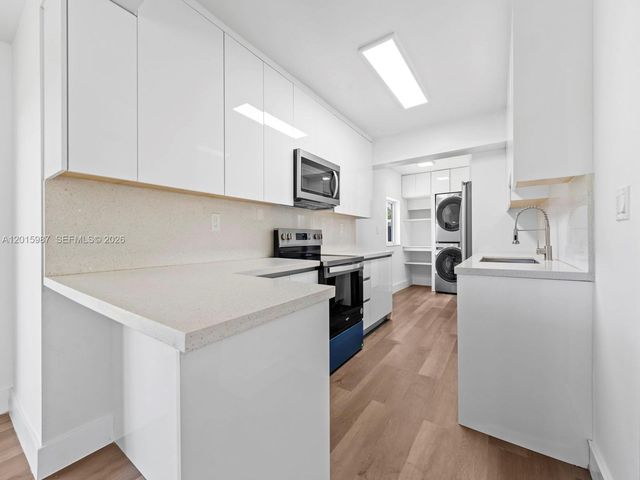 10530 SW 146th St, Miami, FL 33176