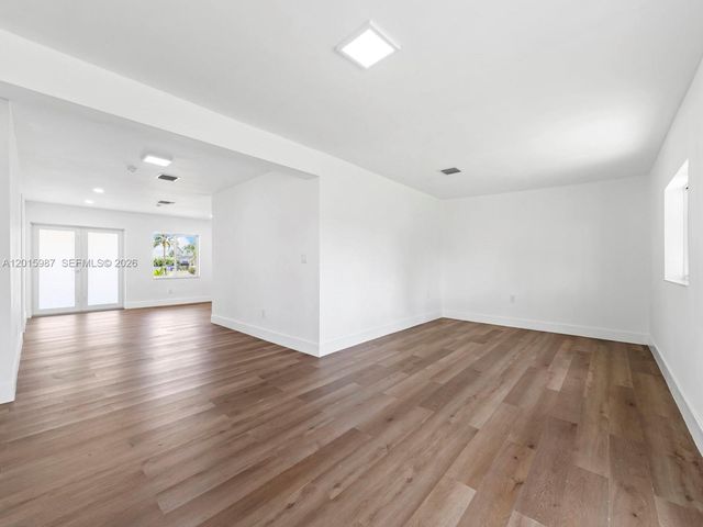 10530 SW 146th St, Miami, FL 33176