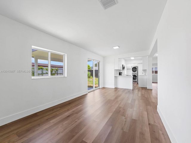 10530 SW 146th St, Miami, FL 33176