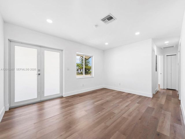 10530 SW 146th St, Miami, FL 33176