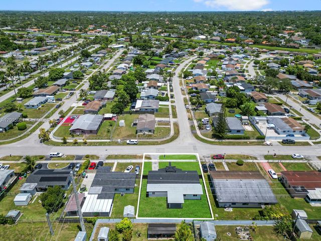 10530 SW 146th St, Miami, FL 33176