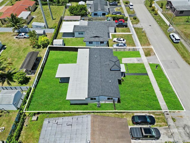 10530 SW 146th St, Miami, FL 33176